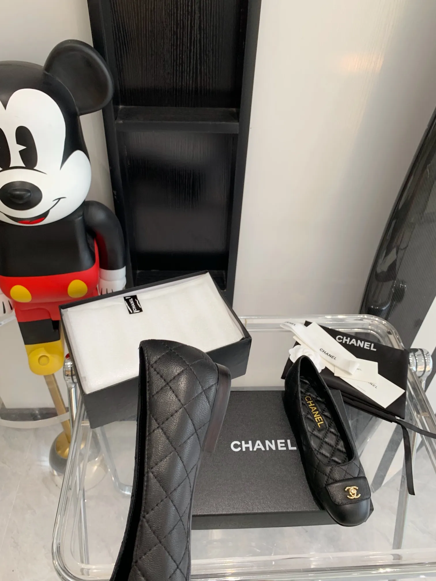 👟👟Ex-factory price 440👟👟 Top version Chanel 2021 new model, classic double C buckle, relatively pointed toe without losing aura, super atmospheric, original version shipped one to one, size 35-40.